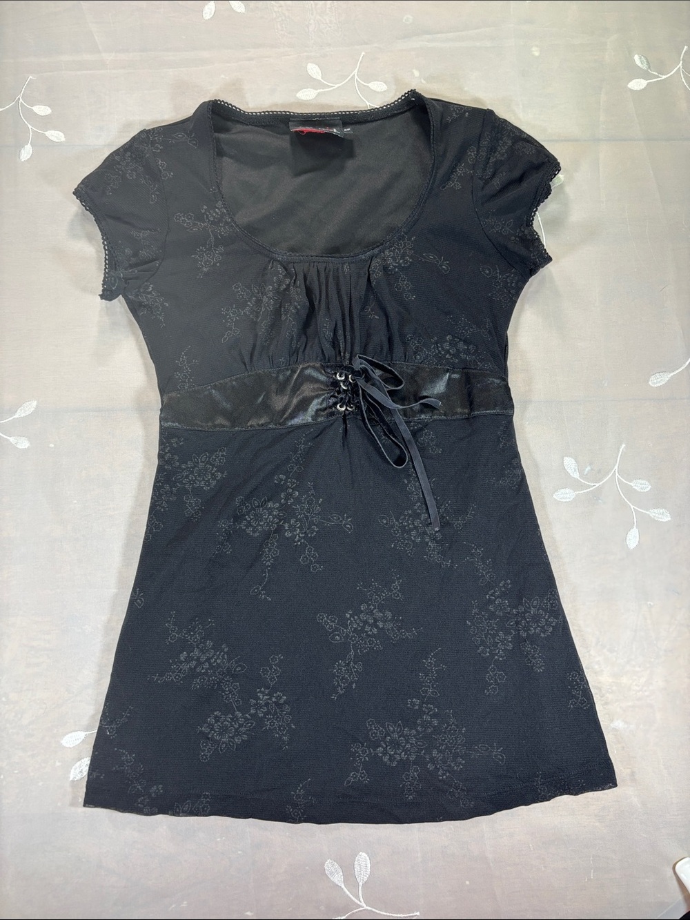 Y2K baby Doll Black Woman Top Short Sleeve Lace / Floral / Satin / Corset Sz S
